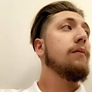 Meet your Posher, Logan